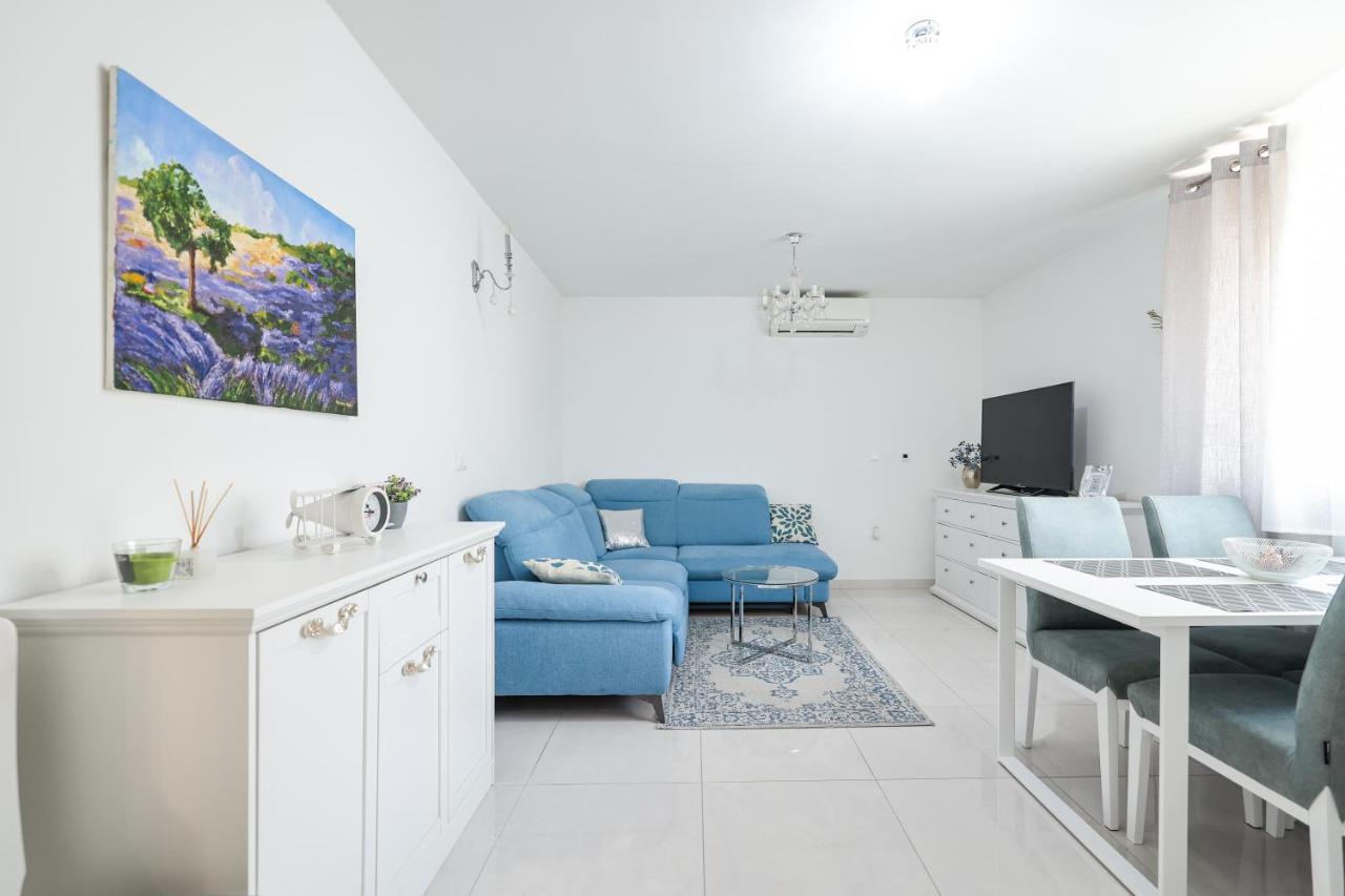 Two Bedroom Apartment With A Balcony Relja Zadar Ngoại thất bức ảnh
